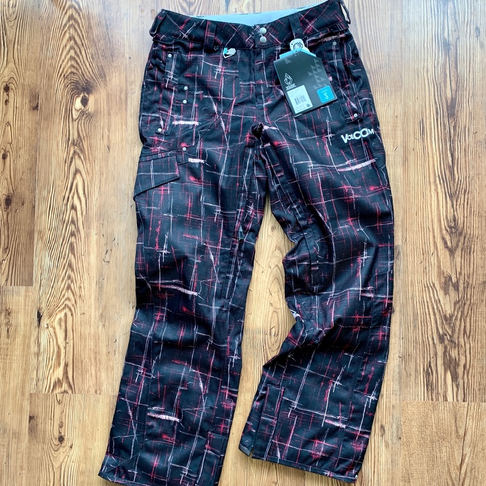 NEW💕 VOLCOM Snowboard/Ski Pants